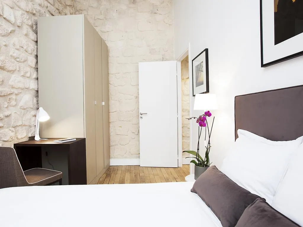 Livinparis - Luxury 2 Bedrooms Le Marais I Apartment Paris